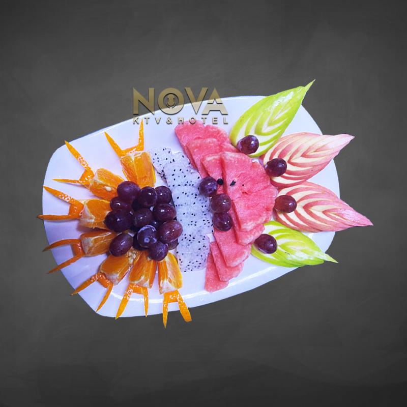 Fresh fruit platter