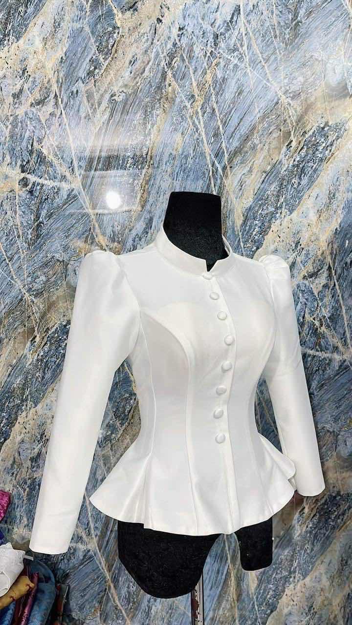 អាវសាទីន