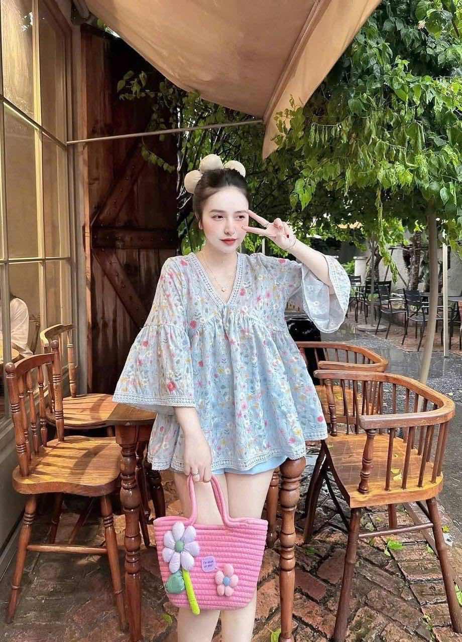 ឈុតអាវផ្កាផ្ទៃមេឃ