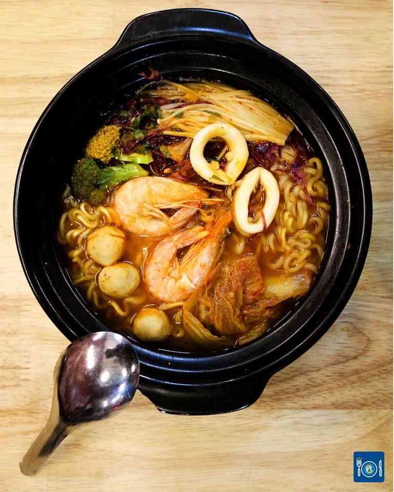 មីហឹរគ្រឿងសមុទ្រ