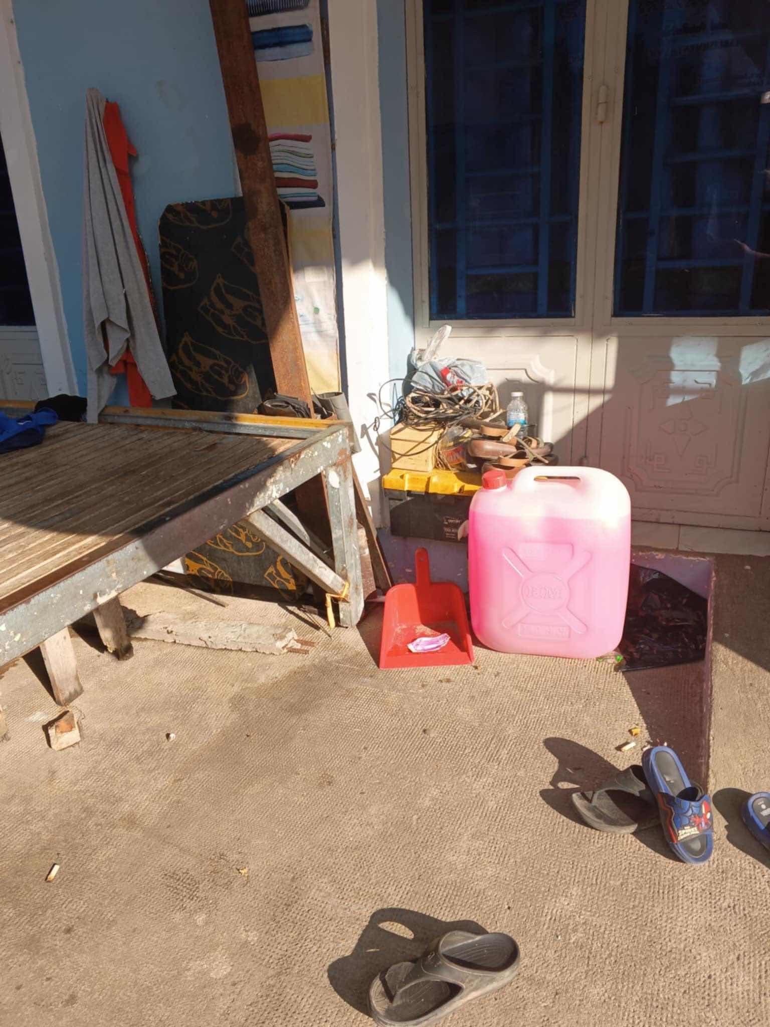 សាប៊ូ​លាងចាន​ បោកគក់​
