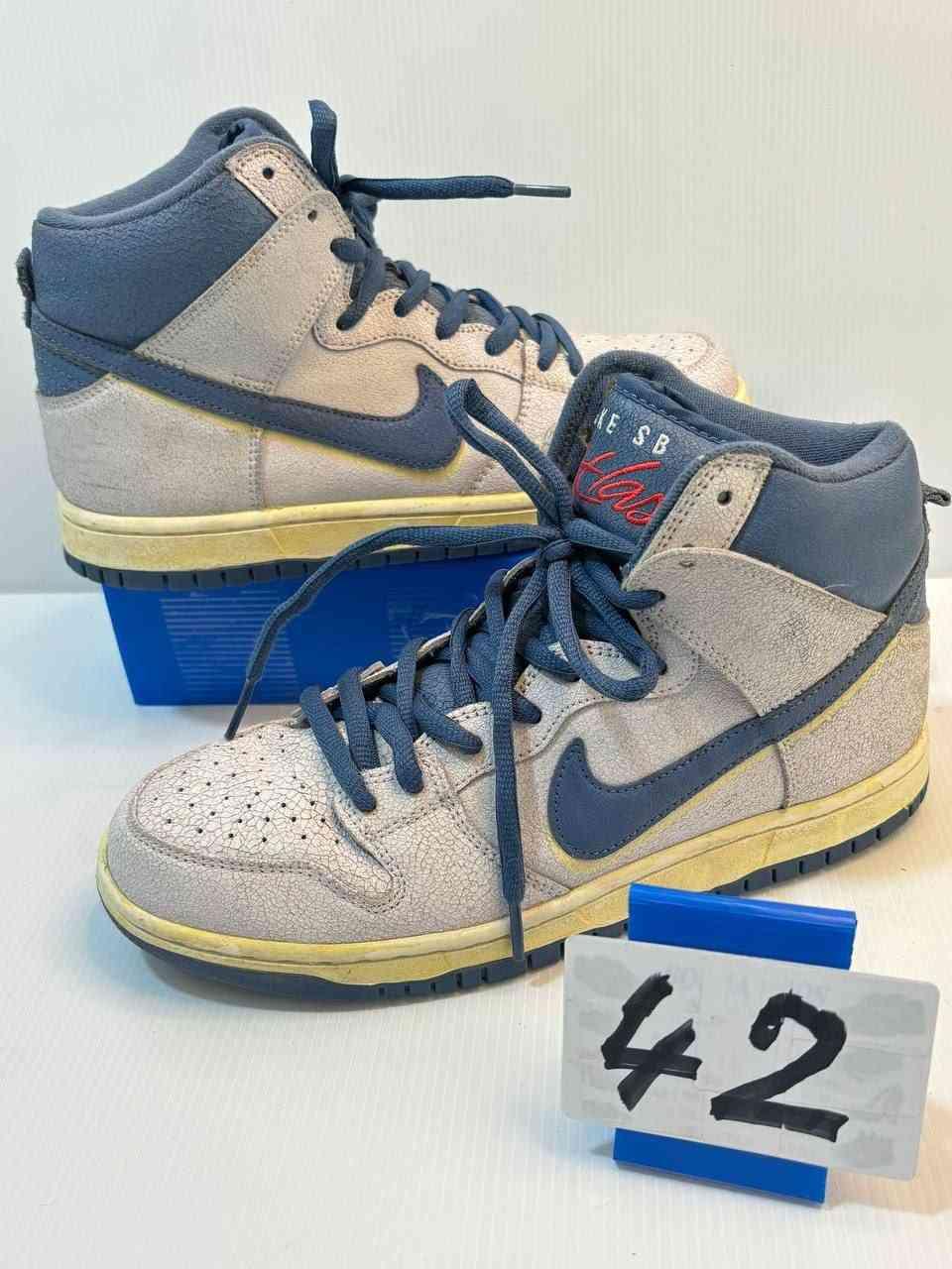 Nike