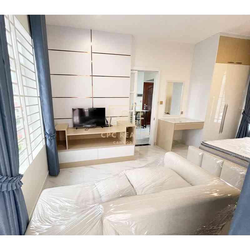 1Bedroom 360$