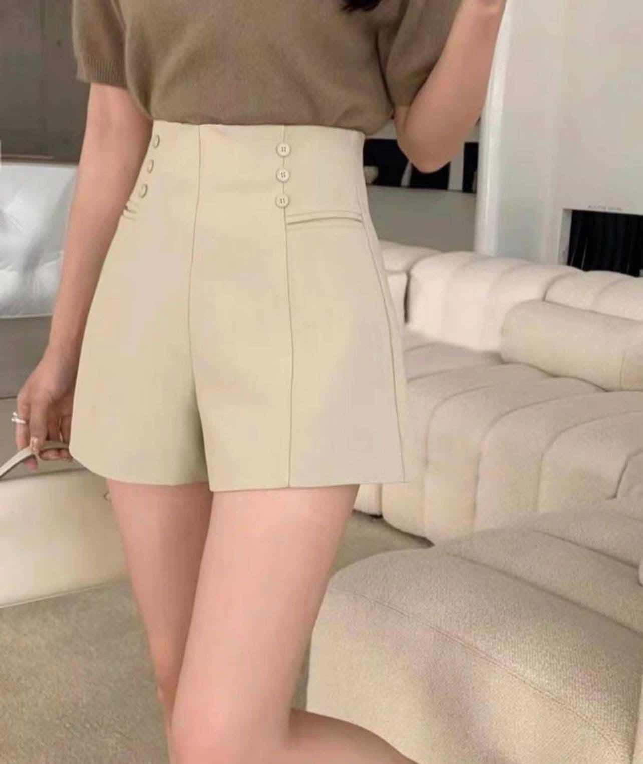 ម៉ូតដេីរលេង