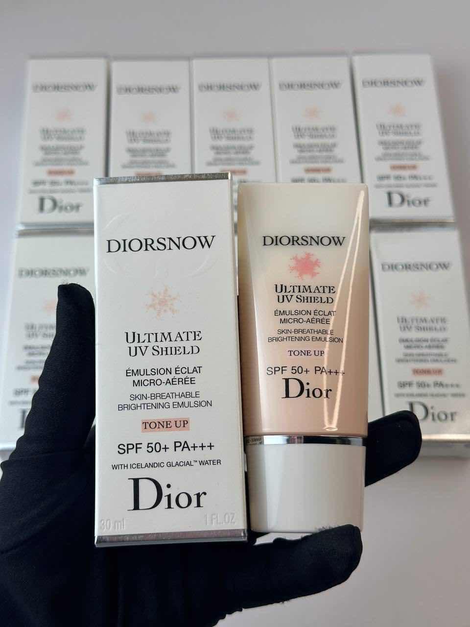 DiorSnow Uv shield #tone up SPF50+ PA+++ 30ml