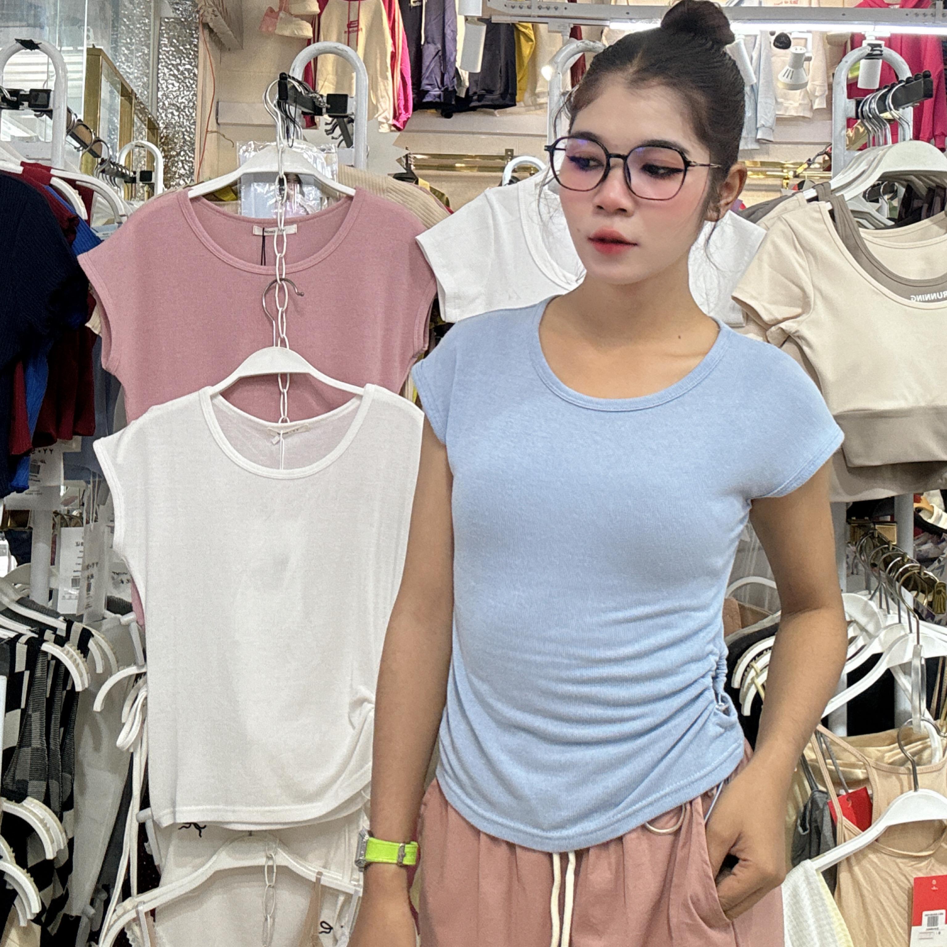 អាវយឺតដៃខ្លី