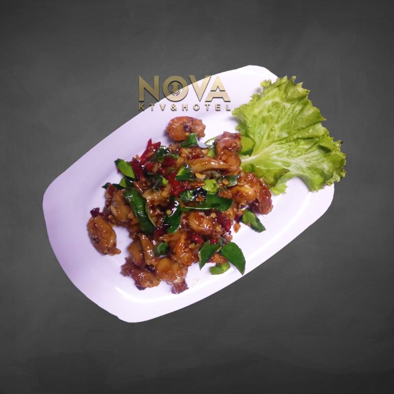 Fried chicken with chili