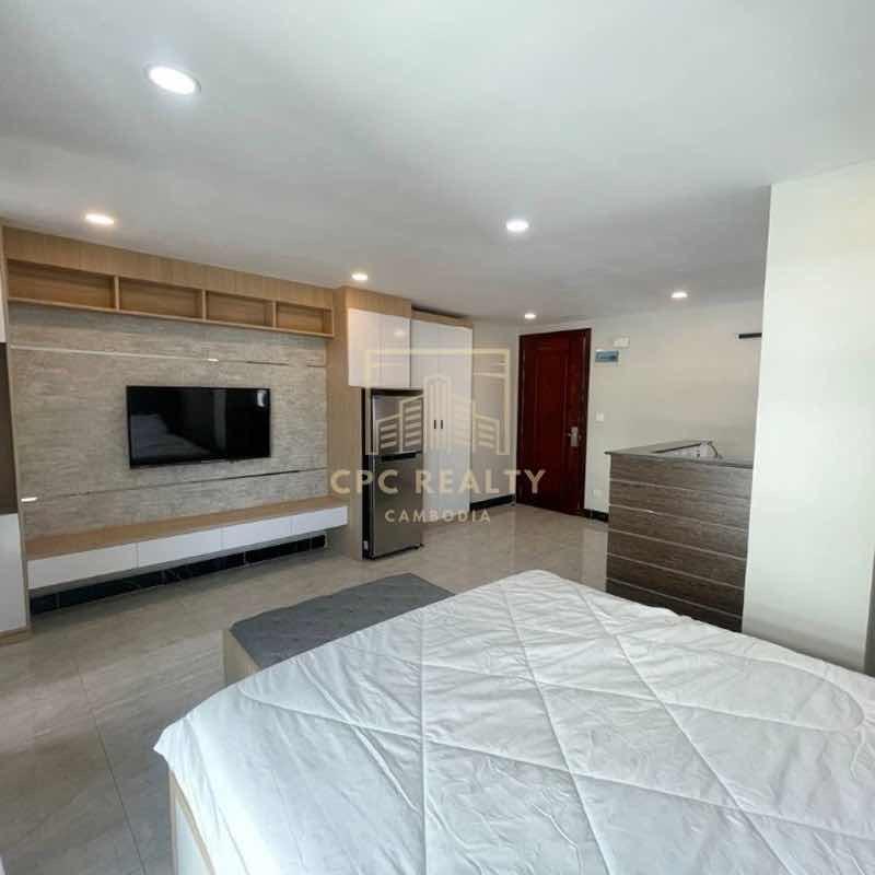 Studio room 420$