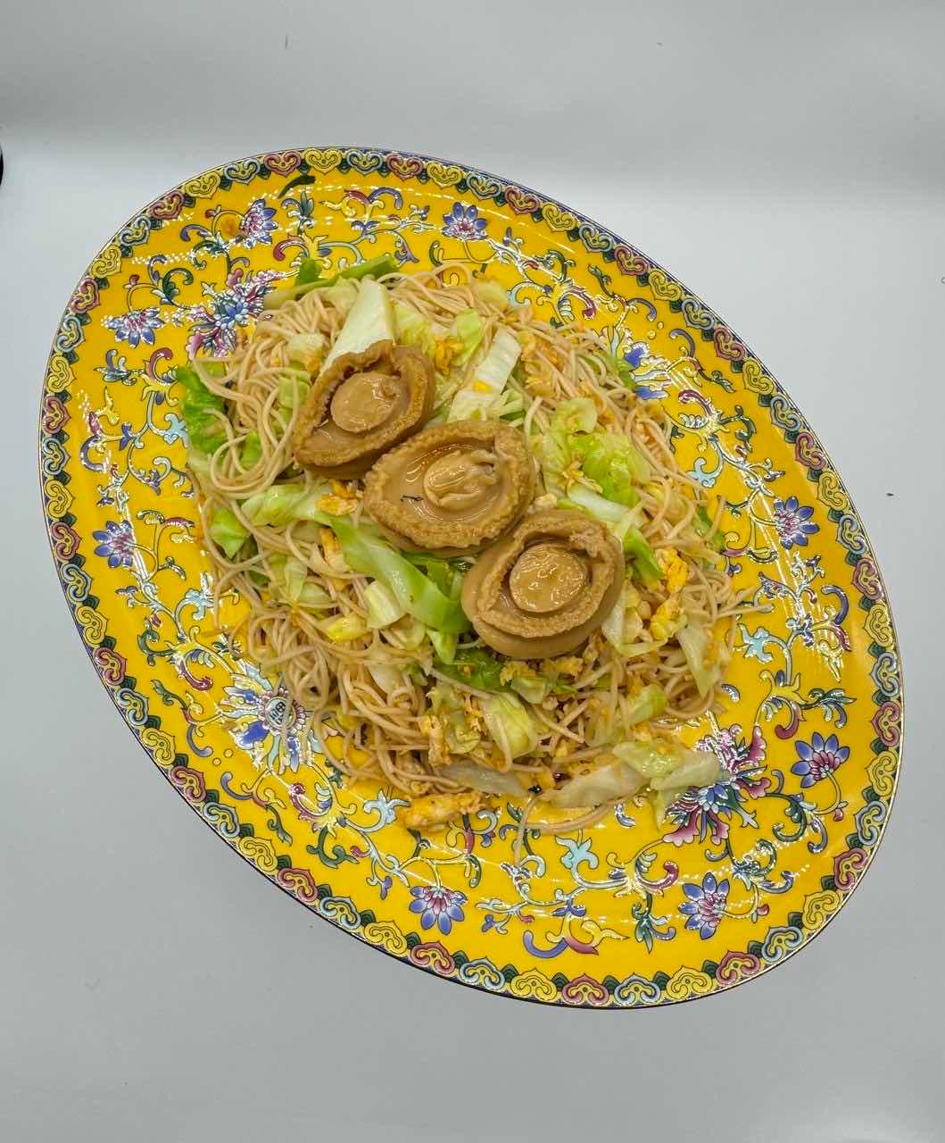 មីឆាសាច់ក្តាមប៉ាវហុឺ3 គ្រាប់