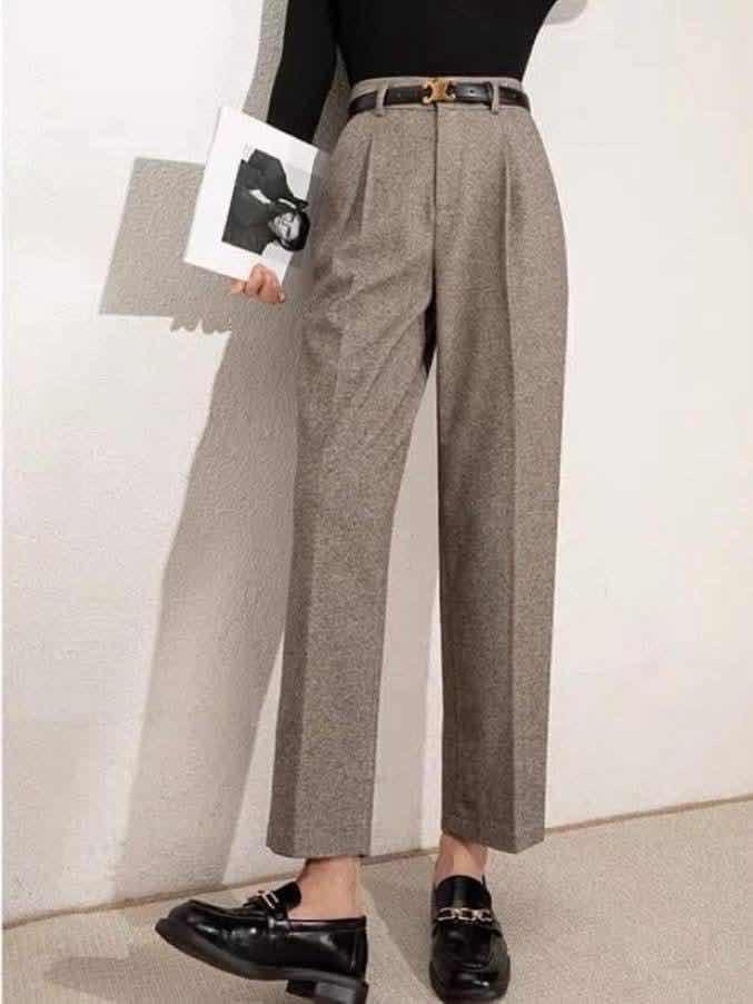 ម៉ូតដេីរលេង