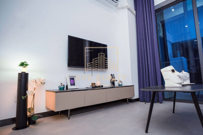 1 Living Room 800$