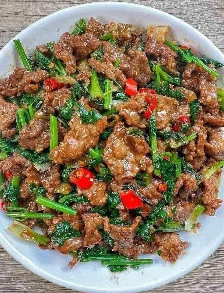 ឆាគ្រឿងសាច់គោ
